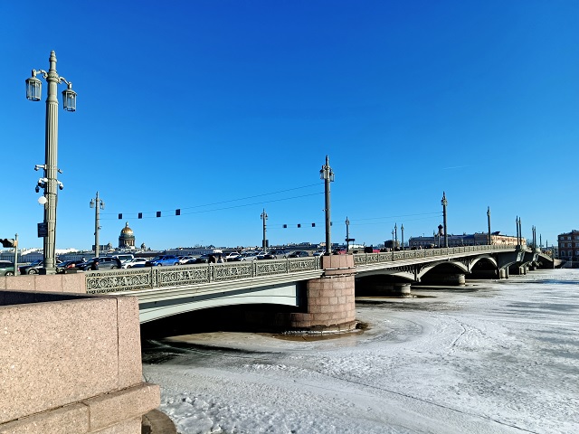 Благовещенский мост