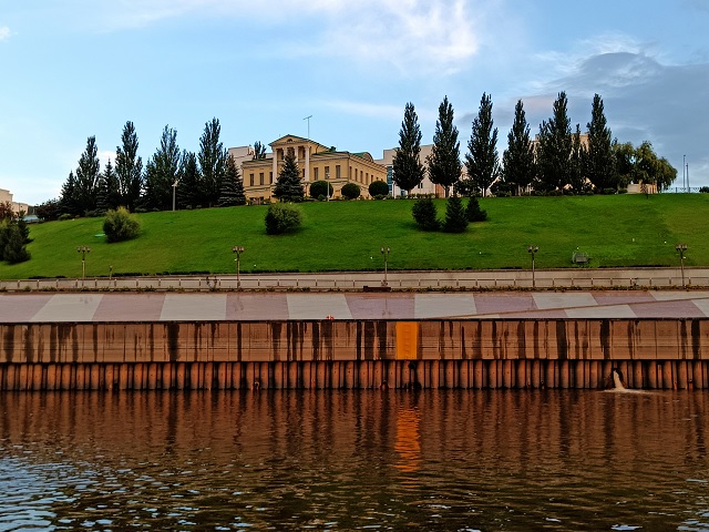 речные прогулки достопримечательности