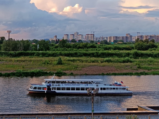 Теплоход Тюмень Морская